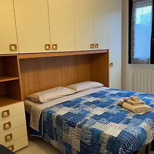 https://casa-verde.italymilanhotels.net